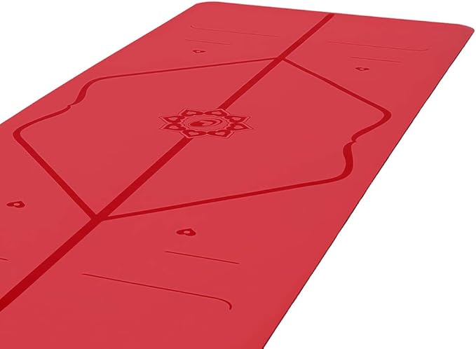 Liforme Travel Yoga mat – Patented Alignment System, Warrior-Like Grip, Non-Slip, Eco-Friendly, Ultra-Lightweight and Sweat Resistant, Made with Natural Rubber