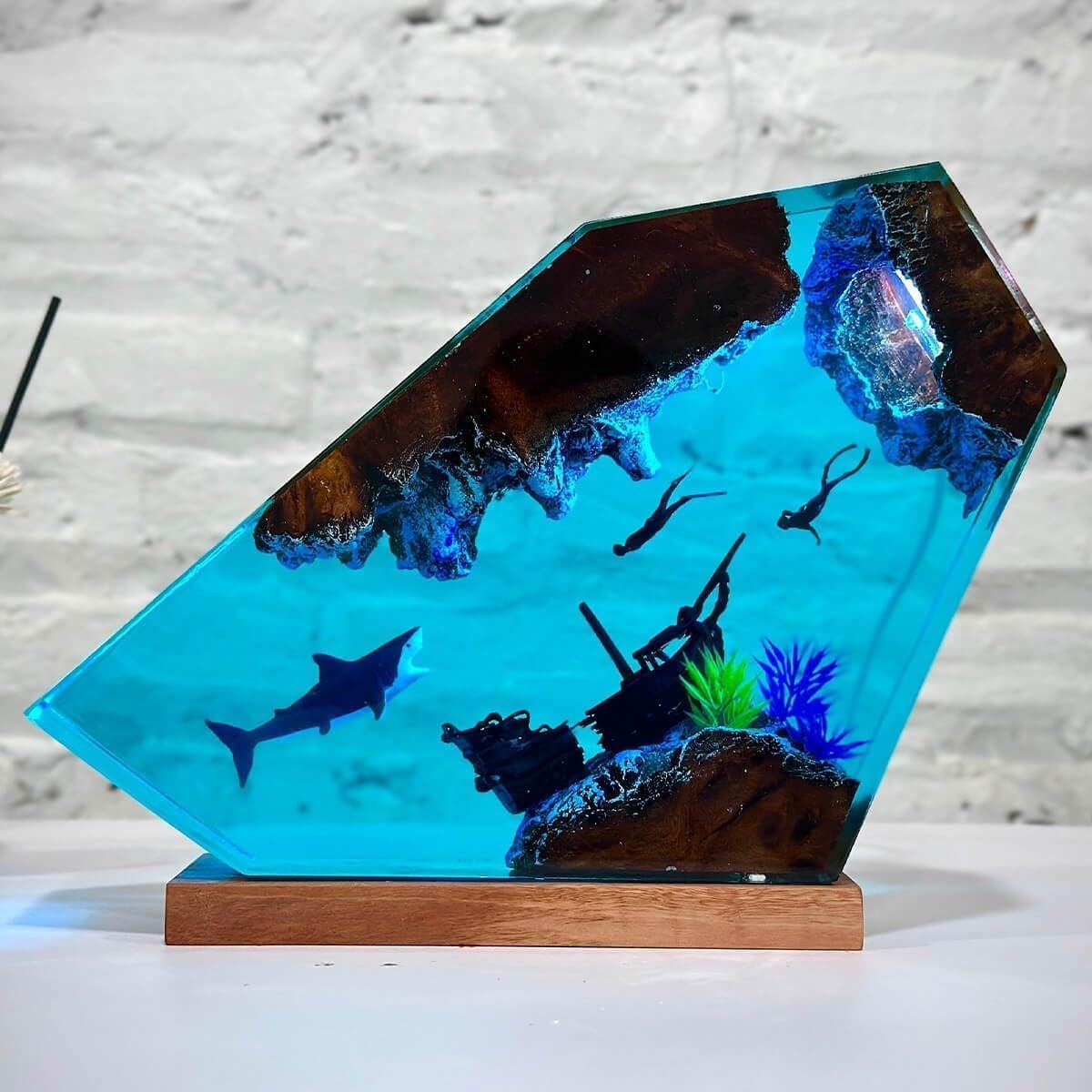 Shark Ocean Resin Lamp, Handmade Wooden Table Resin Night Light, USB Port Art Ornaments for Home Office Decor, Scuba Diver Gifts for Birthday Holiday, Valentine's Day Gifts for Husband