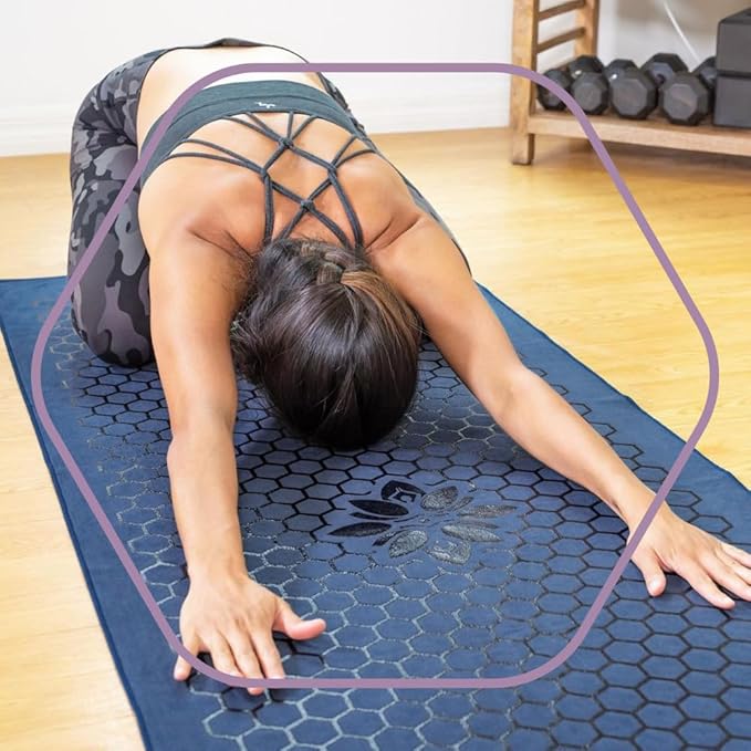 Clever Yoga Hot Yoga Mat Towel – Non-Slip Grip for Hot Yoga, Sweat Absorbent, Honeycomb Silicone Grip, Stays Flat – Ideal for Pilates, Travel, Washable & Lightweight - Dark Blue - Bloomnest