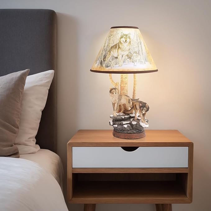 Forest Wolf Table lamp, Wildlife Side Table Lamp, Tradition Decor with lampshade (Includes Bulb), Nightlight for Cottage, Wooden Base for Bedside Table lamp, Rustic Farmhouse - Bloomnest