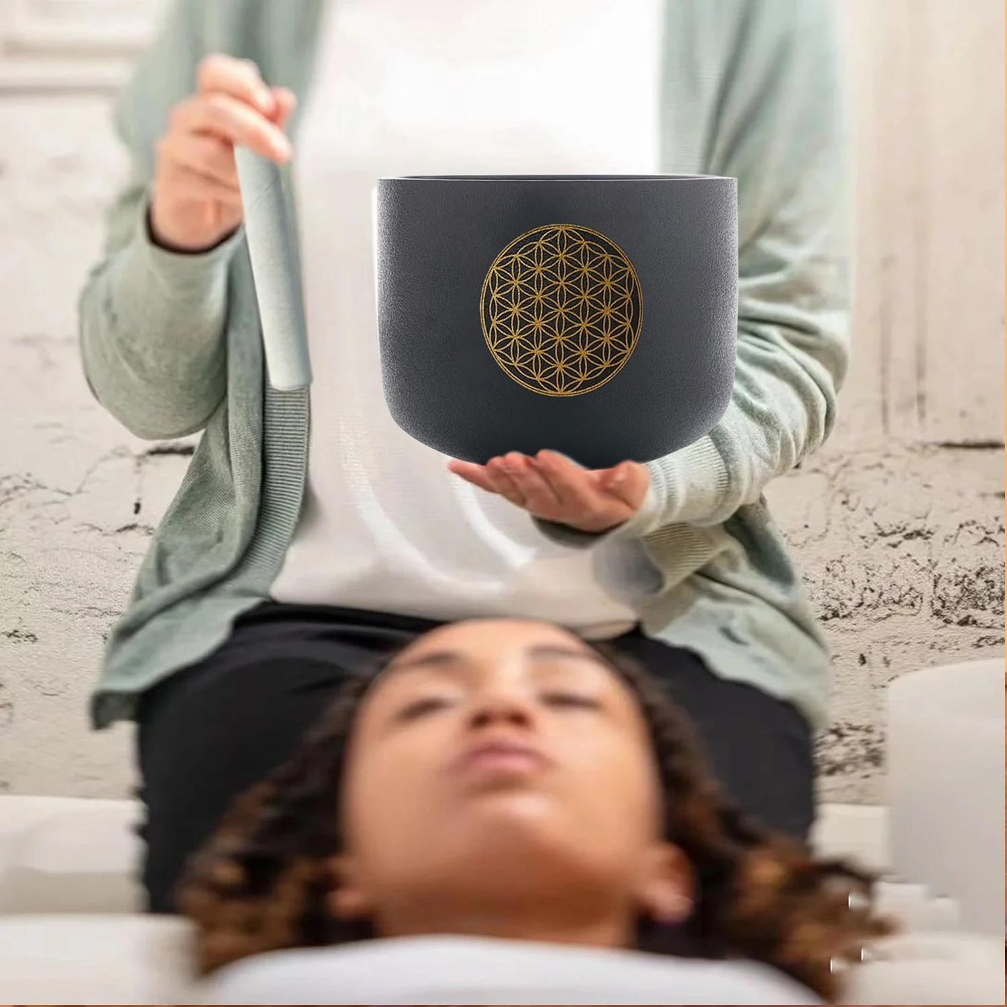 Set of 3 Singing Bowls Flower of Life Black 6-10 inch 6"A 8"F 10"C Frosted Chakra Quartz Crystal Sound Healing Crystal with 1 Mallet Suede 1 Striker 3 O-rings