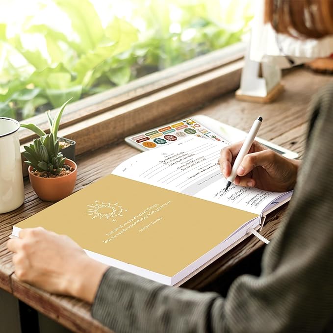 Lanpn Daily Gratitude Journal for Woman Men, The 5 Minute Gratitude Diary with Prompts, Linen Affirmation Mindfulness Positivity Planner, 156 Page Better Every Day Reflection Guided Notebook, Purple - Bloomnest