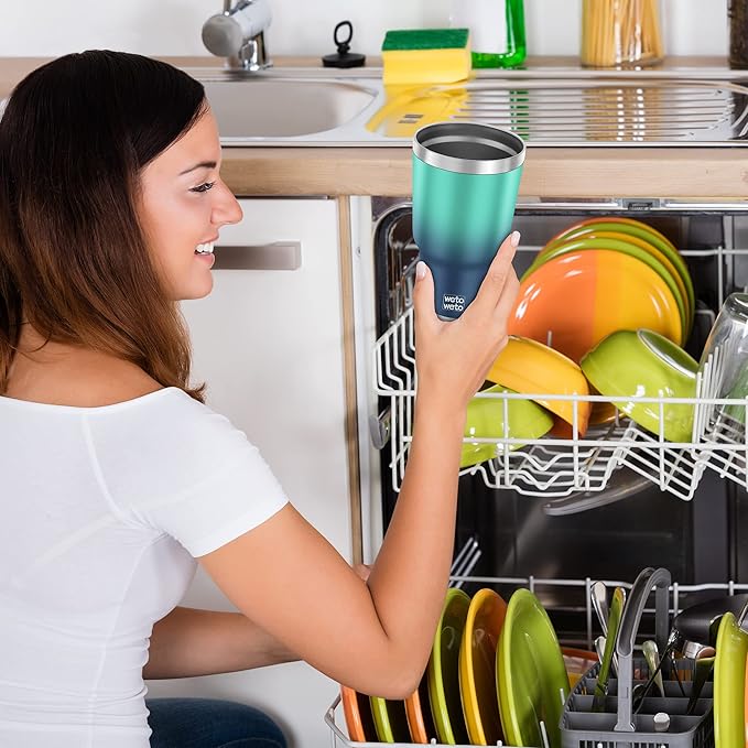 WETOWETO 30oz Tumbler, Stainless Steel Vacuum Insulated Water Coffee Tumbler Cup, Double Wall Powder Coated Spill-Proof Travel Mug Thermal Cup for Home Outdoor (Green-Blue Gradient, 1 Pack)