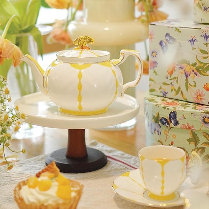 Aynsley Butterfly Fine Bone China Teapot 600ml (Yellow) - Bloomnest
