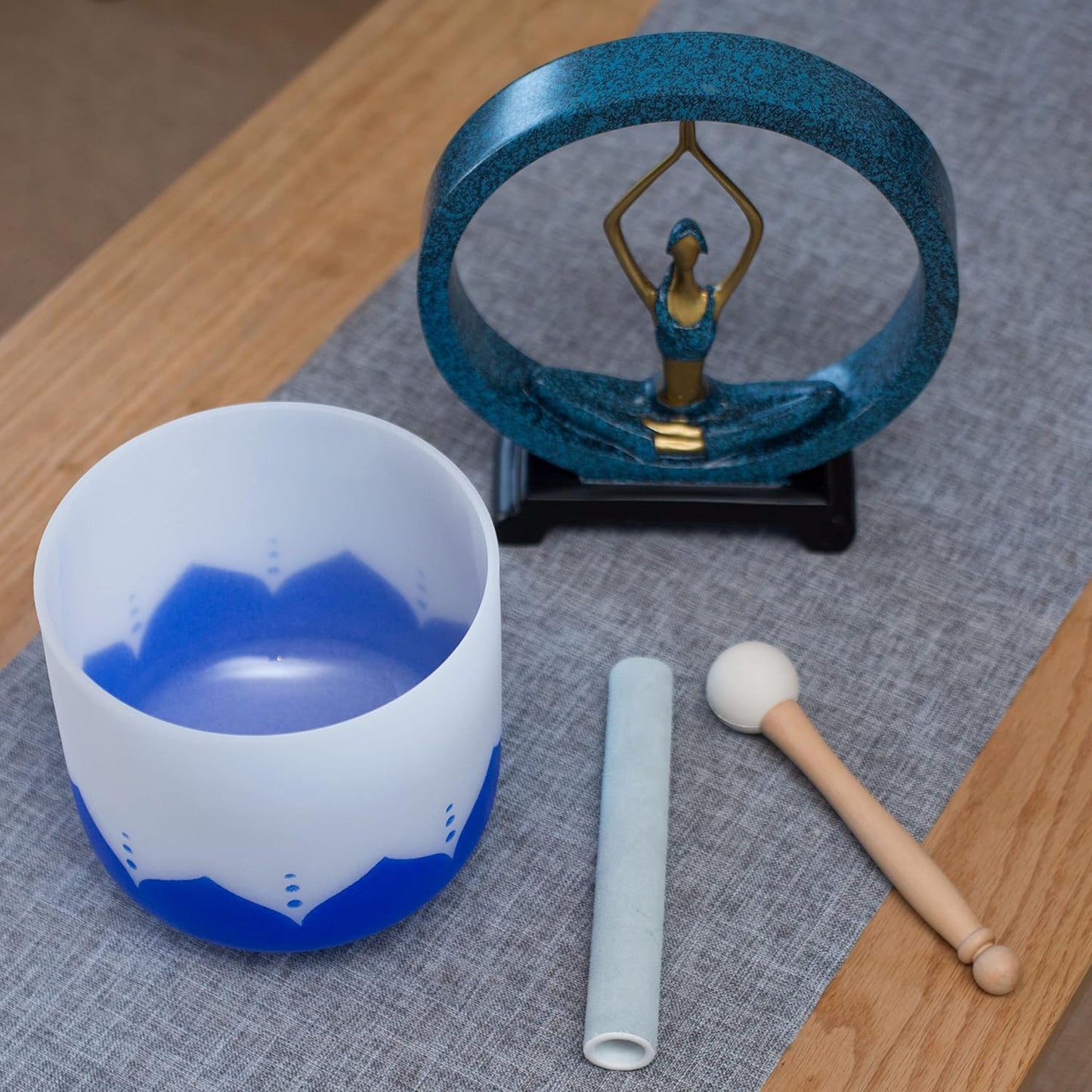 Leize Quartz Crystal Singing Bowl 432hz A Note Third Eye Chakra Indigo Lotus Design 7" Wide with Suede Striker