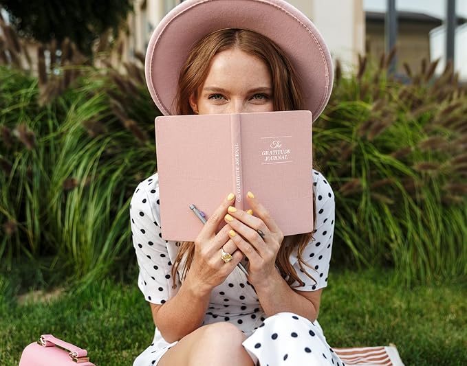 The Original Gratitude Journal for Women 2026 - Daily Gratitude Practice for Girls with Inspiring Quotes & Mindful Prompts for Affirmation Reflection and Happiness - Premium Linen Pink - Bloomnest