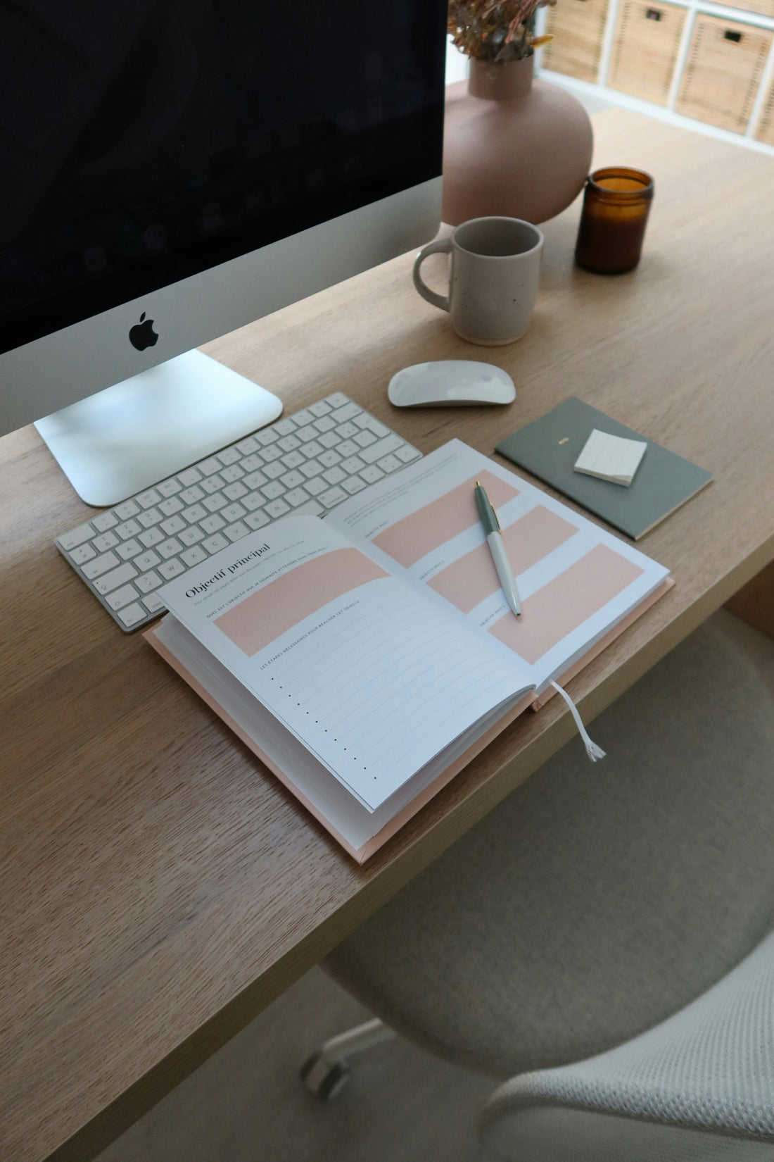 Blooming Thoughts: The Power of Spring Journaling for Mental Clarity Bloomnest