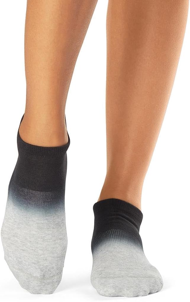 TAVI Women’s Savvy Grip Socks - Pilates for Women, Slipper, Yoga, and Ballet, Barre - Bloomnest