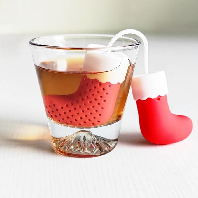 2pcs silicone tea infuser loose leaf tea strainer loose tea steeper, Creative design and reusable funny tea infuser (Gloves + Socks)