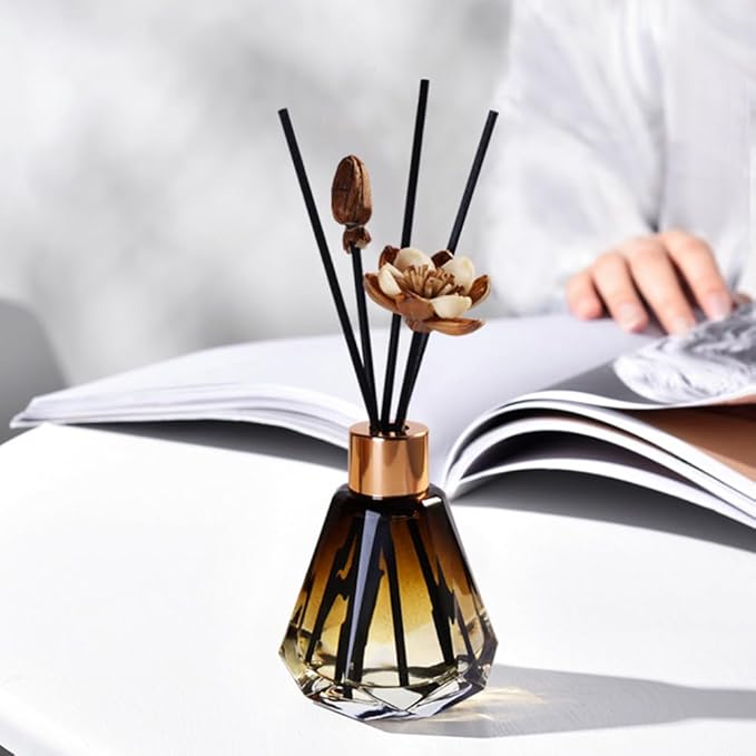 2Pcs 60ml/2oz Empty Refillable Amber Diamond Shape Glass Diffuser Bottle with Gold Lid Essential Incense Oil Diffuser Jars Fragrance Scent Diffuser for Home Office Shelf Decor Bloomnest
