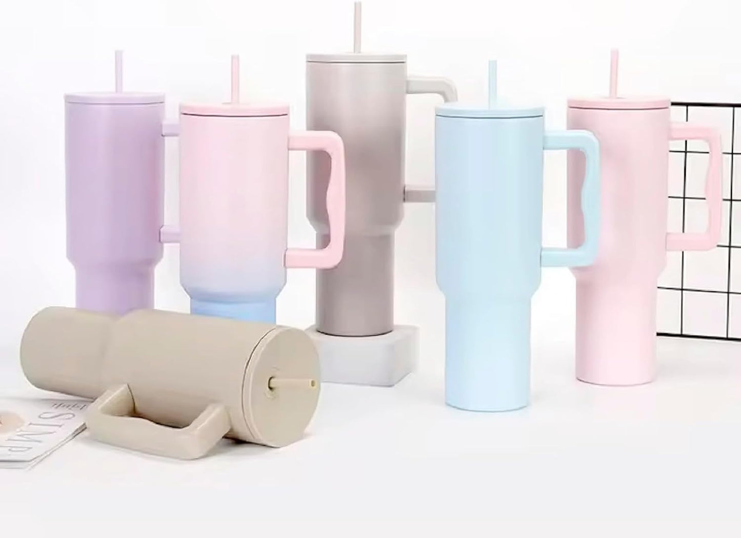 Outdoor Tumbler, 40 oz, Double-Wall Insulated, Ergonomic Handle with Lid Straw (Light Purple)