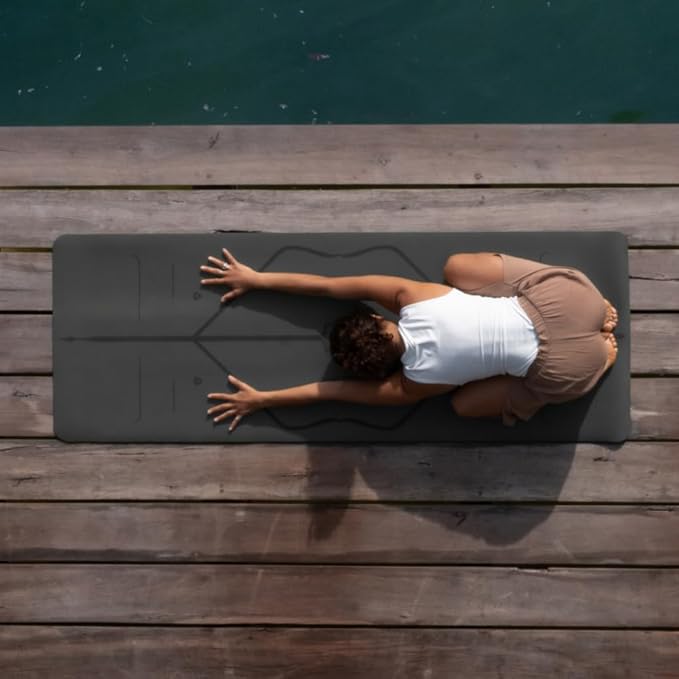 Liforme Original Yoga Mat – Free Yoga Bag Included - Patented Alignment System, Warrior-like Grip, Non-slip, Eco-friendly, sweat-resistant, long, wide, 4.2mm thick mat for comfort - Bloomnest