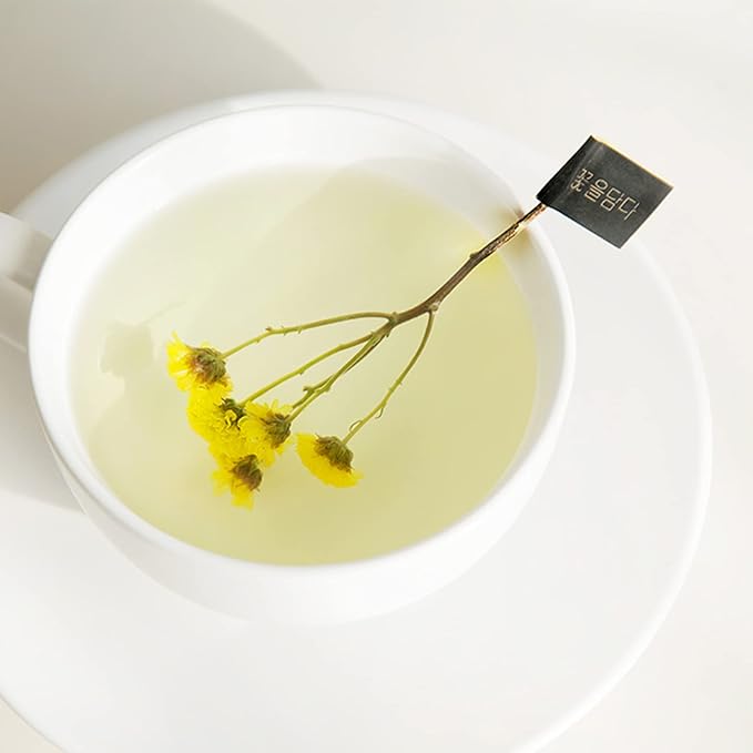 KKOKDAM Tea Gift Set - Chrysanthemum Blooming Tea Flowers - Fancy Korean Gifts For Teas Lovers - 5 Premium Flower Sticks - Bloomnest