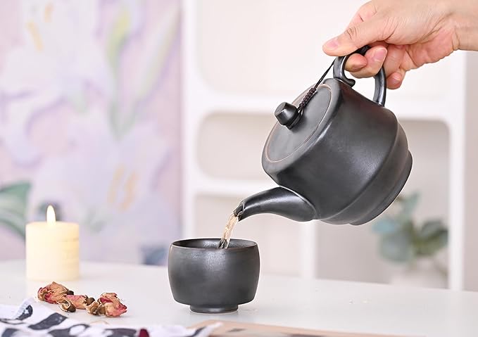 Rural Style Ceramic Teapot with Stainless Steel Infuser 16 Ounces Porcelain Blooming & Loose Leaf Teapot (Black)