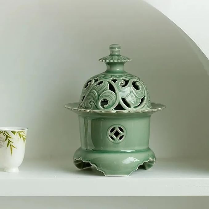 Hermit Life Three-Legged Incense Burner (Celadon), Porcelain Incense Holder with Lotus-Shaped Lid, Green - Bloomnest