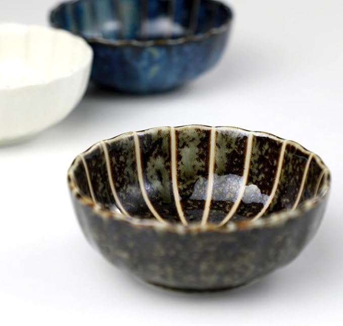 Asayu Japan Traditional Incense Gift Set with Brass Stand, Forest Scent with Green Lotus Incense Holder