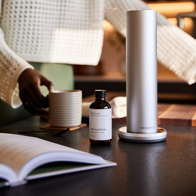 AromaTech White Tea Aroma Essential Oil Blend: Luxury Hotel Inspired Aromatherapy with White Tea, Orange & Palo Santo for Ultrasonic Diffusers & Nebulizers - 4 fl oz, 120 mL - Bloomnest