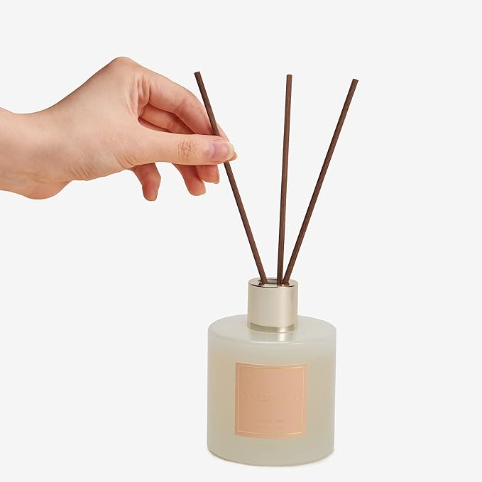 Cocorrína Premium Reed Diffuser Set with Preserved Baby's Breath & Cotton Stick Coconut Lime | 6.7oz Scent Fragrance Oil Diffuser for Bedroom Bathroom Home Décor - Bloomnest