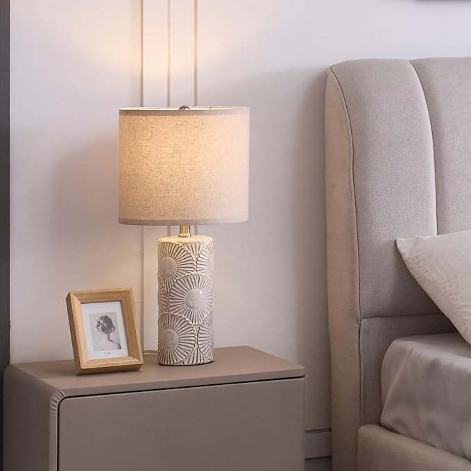 20.75" White Ceramic Lamps Set of 2 with Floral Design, Farmhouse White Table Lamp for Living Room, Bedroom, Beige Lamps for Nightstands Set of 2 - Bloomnest