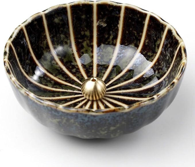 Asayu Japan Traditional Incense Gift Set with Brass Stand, Forest Scent with Green Lotus Incense Holder