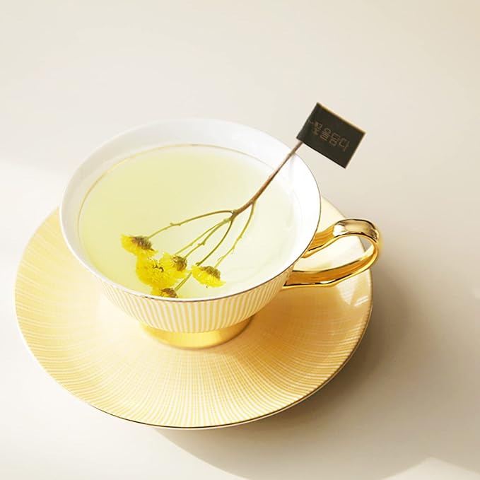 KKOKDAM Tea Gift Set - Chrysanthemum Blooming Tea Flowers - Fancy Korean Gifts For Teas Lovers - 5 Premium Flower Sticks - Bloomnest