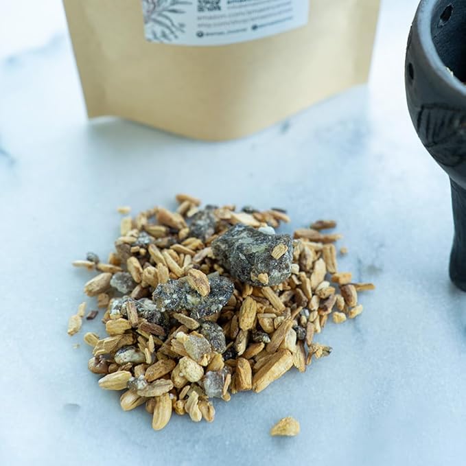 Natural Resin, Herbs & Essence Meditation Mix - Copal & Palo Santo Sacred Blend with Warm Woodsy Aroma - Loose Incense for Cleansing Rituals, Ceremonies & Home Fragrance - 1.19 oz. AmaeIncense