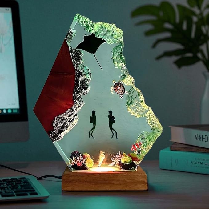 Handmade 3D Ocean Resin Lamp - USB Powered Resin Ocean Night Light with Wooden Base, Variable Lights, Scuba Diver Gifts, Diving Enthusiast Collectibles, Unique Thanksgiving Day and Christmas Gifts - Bloomnest