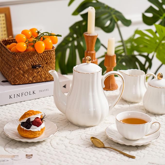 Tea Pot, Porcelain Teapot 37oz，tea pots for tea party，Tea Infuser Pots for Blooming loose Leaf Tea(White)