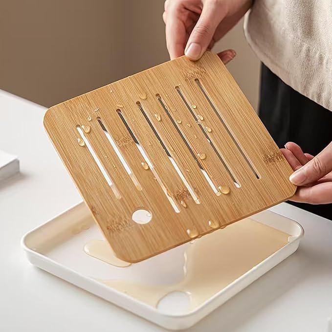 Ceramic Portable Travel Tea Set, Chinese Kungfu Tea Set with 360 Rotation Teapot and Infuser, 4 Tea Cups, Tea Tray And Travel Bag (Lovely Rabbit)