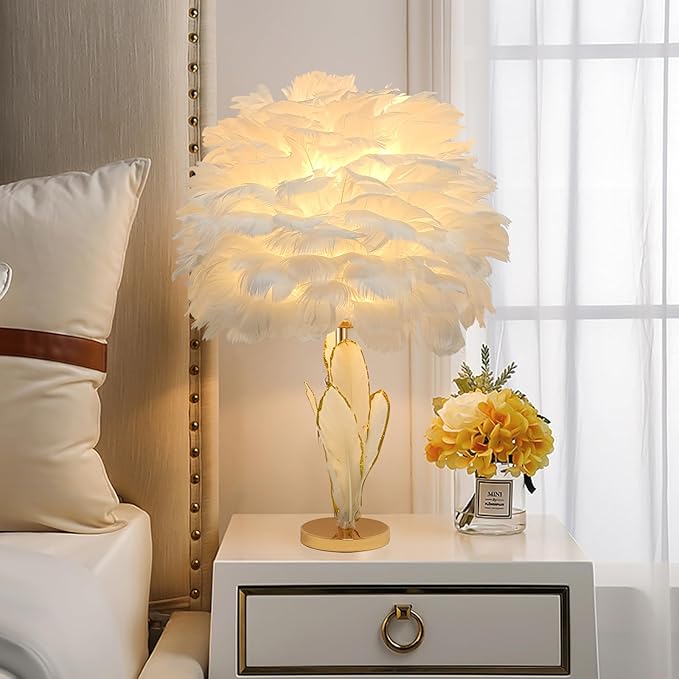 Chic White Feather Lamp Creative Furry Table Lamp Modern Feather Desk Lights Romantic Princess Bedside Nightstand Light for Teen Girls Bedroom Decoration Living Room Wedding Kids Room - Bloomnest