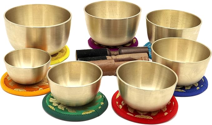 KHUSI,Tibetan Singing Bowl Set -Seven Chakra Healing Design Meditation Sound Bowl - Ideal for Meditation, Yoga, Mindfulness Healing Usage - Set of 7 Khusi+Inc