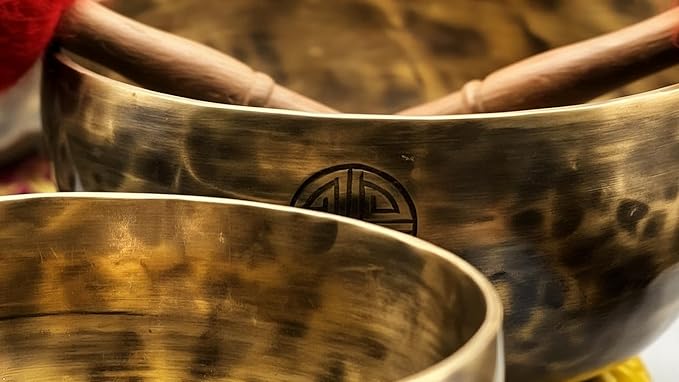 Chakra Healing Tibetan Singing Bowl - Set of 7 - Hand Hammered Tibetan Meditation Singing Bowl Nepal ArtsOfIndia
