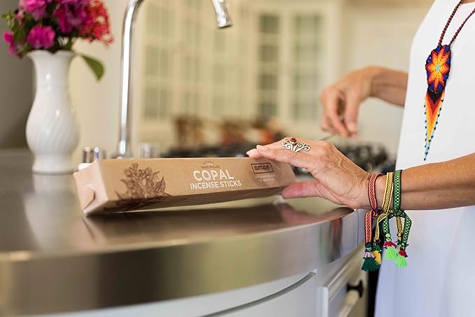 Authentic 100% White Copal Incense Sticks - Thick, Natural Mayan Resin for Spiritual Practices, Meditation, Yoga, Cleansing, Relaxation - Smooth Burning, Long Lasting, Handmade in Mexico - 20 Sticks