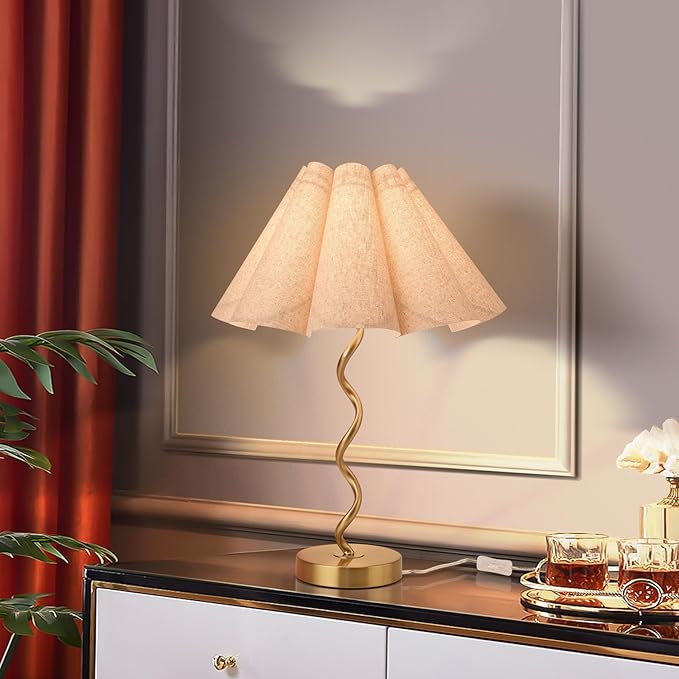 Gold Modern Table Lamp, Scalloped Pleated Desk Lamps Wavy Lamp for Bedside, Bow Table Lamps for Kitchen Counter, Nightstand Decor, Bedside, Bedroom, Living Room - Bloomnest