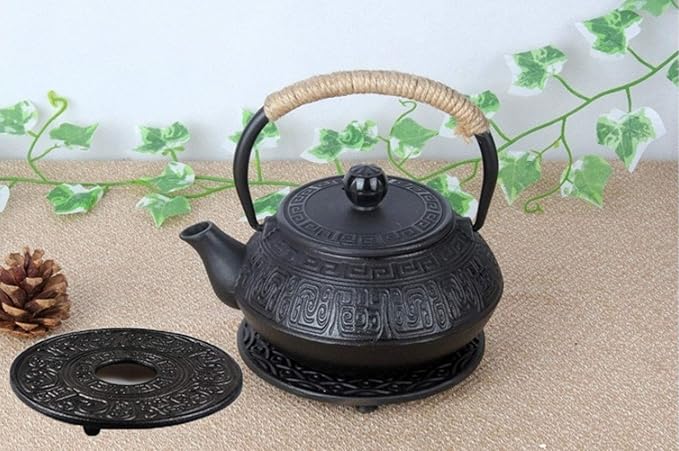 Japanese Tetsubin Cast Iron Kettle, Cast Iron Teapot with Stainless Steel Infuser for Loose Leaf Tea, Ancient pattern 600ml/20oz