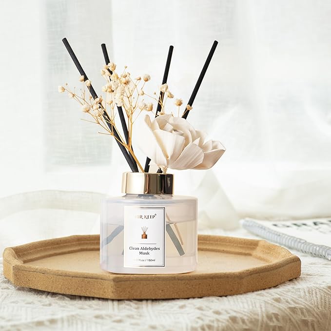 Airkeep Flower Reed Diffusers Set, 5.07 oz Clean Aldehydes Musk Scented Oil Diffuser with 8 Reed Sticks, Home Fragrance Diffuser Gift Set for Bathroom & Office Decor 150ml - Bloomnest