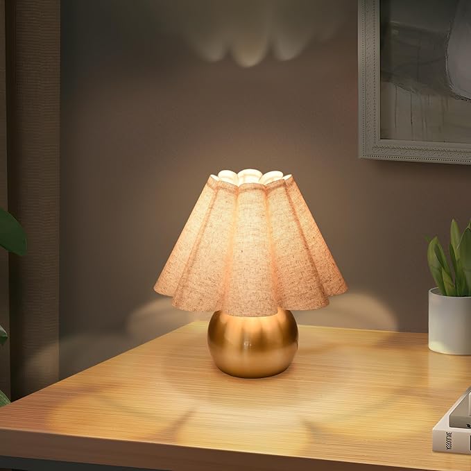 Gold Small Bedside Table Lamp for Bedroom, Brass Gold Bedroom Lamps for Nightstand, Cute Mini Table Lamps for Small Spaces with Scalloped Shade for Kitchen Counter, Bookshelf, Living Room, Kids Dorm - Bloomnest