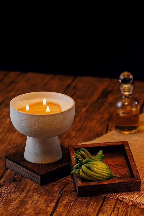 BLUEME Nostalgia - Bergamot & Musk, Luxury Candle w/Essential Oils, 3 Wick, Hand-Poured Soy, Cotton Wick, Ceramic - Bloomnest