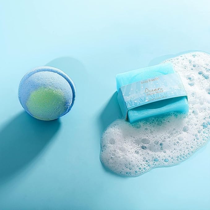 Gifts for Women, Bath and Body Womens Gift Sets with 5 Pcs Ocean Scented Spa Gifts for Women Bath Gift with Scented Candle Body Butter Hand Cream Bath Bomb Valentine‘s Day Gifts - Bloomnest