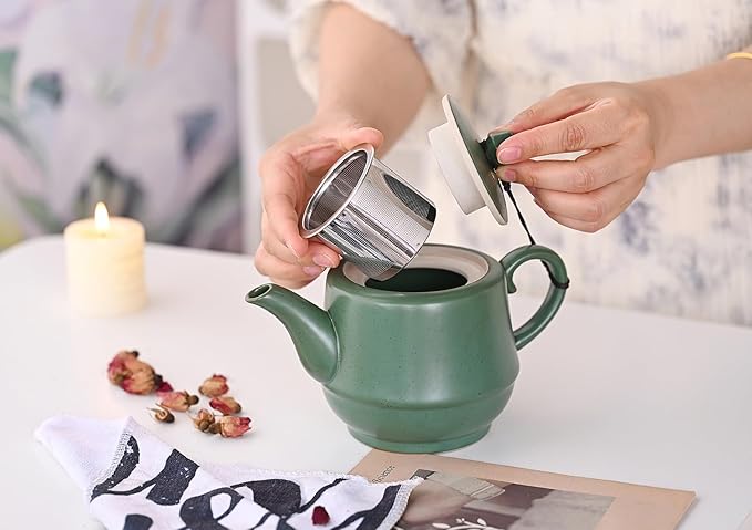 Rural Style Ceramic Teapot with Stainless Steel Infuser 16 Ounces Porcelain Blooming & Loose Leaf Teapot (Green)
