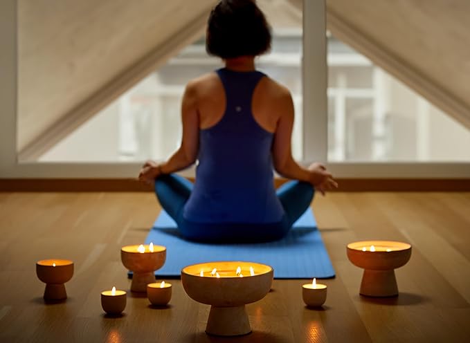 BLUEME Balance - White Lotus & Tea, Luxury Candle w/Essential Oils, 6 Wick, Hand-Poured Soy, Cotton Wick, Ceramic - Bloomnest