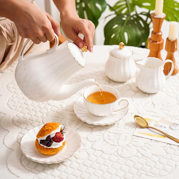 Tea Pot, Porcelain Teapot 37oz，tea pots for tea party，Tea Infuser Pots for Blooming loose Leaf Tea(White)