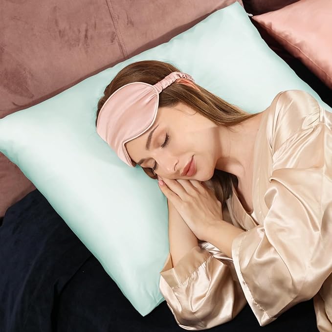 Adubor 100% Silk Pillowcase - Mulberry Silk Pillow Cases, 23 Momme 6A Grade Fibers, Silk Pillow Case for Hair and Skin Health, with Hidden Zipper (Standard 20''×26'', Light Green, 1PC) - Bloomnest