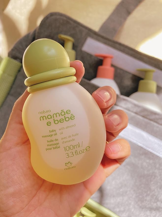 Natura - Mamãe e Bebê Baby Massage Oil - 100% Vegan - Safe & Gentle Lightweight Formula - 99% Natural Origin - All Skin Types - Cruelty Free - Brazilian Beauty - Baby Essentials - 3.38 fl oz (100ml) - Bloomnest