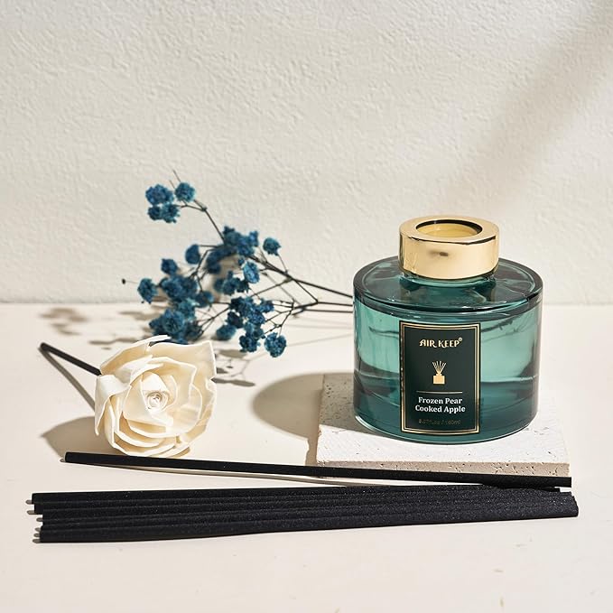 Airkeep Flower Reed Diffusers Set, 5.07 oz Pear/Apple/Berry Scented Oil Diffuser with 8 Reed Sticks, Home Fragrance Diffuser Gift Set for Bathroom & Office Decor 150ml - Bloomnest