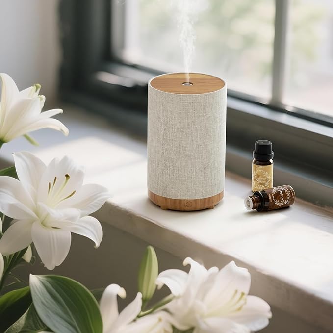 Essential Oil Diffuser with Fabric Cover, Small Portable Aroma Diffuser for Home 120ml, Ultrasonic Aromatherapy Oil Diffuser with 7 Colors LED, Auto Shut-Off Function, Mini Humidifier for Bedroom SNOWSEN