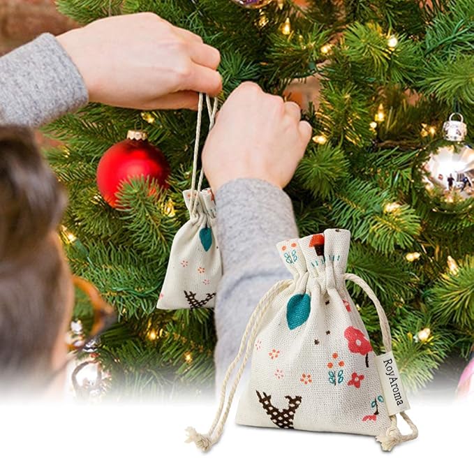 2PCS Tree of Life Car Diffuser Aromatherapy Essential Oil Black Stainless Steel Locket with Vent Clip 12 Felt Pads - Bloomnest