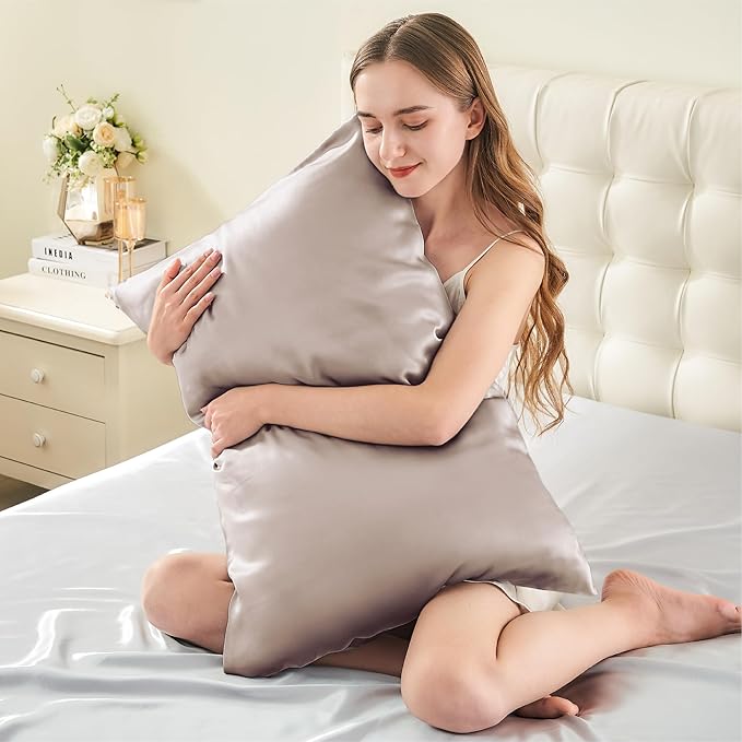 INFIIXSO Mulberry Silk Pillowcase for Hair and Skin, Silk Pillow Cases Standard Size with Hidden Zipper 20x26 Inches, Ultra Smooth and Soft Cooling Pillow Cases for Hot Sleepers(Caramel, 1 Pack) - Bloomnest