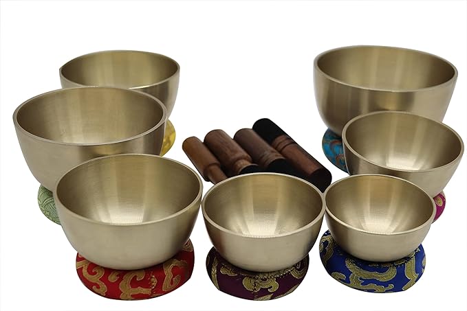 KHUSI,Tibetan Singing Bowl Set -Seven Chakra Healing Design Meditation Sound Bowl - Ideal for Meditation, Yoga, Mindfulness Healing Usage - Set of 7 Khusi+Inc