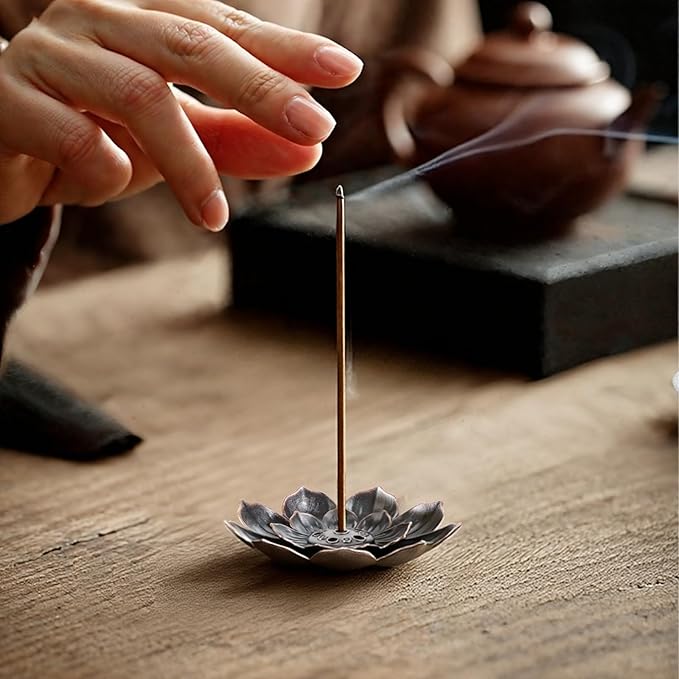 30 Packs Incense Holder Lotus Sticks Incense Burner Vintage Flower Shaped Incense Holder for Sticks Burner for Home Fragrance Yoga Sauna SPA